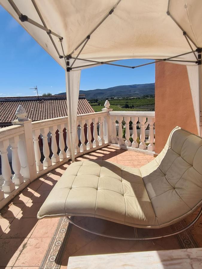 Villa Chateau Angelique Montroy Exterior foto